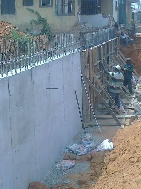 Reinforcement Earth Wall